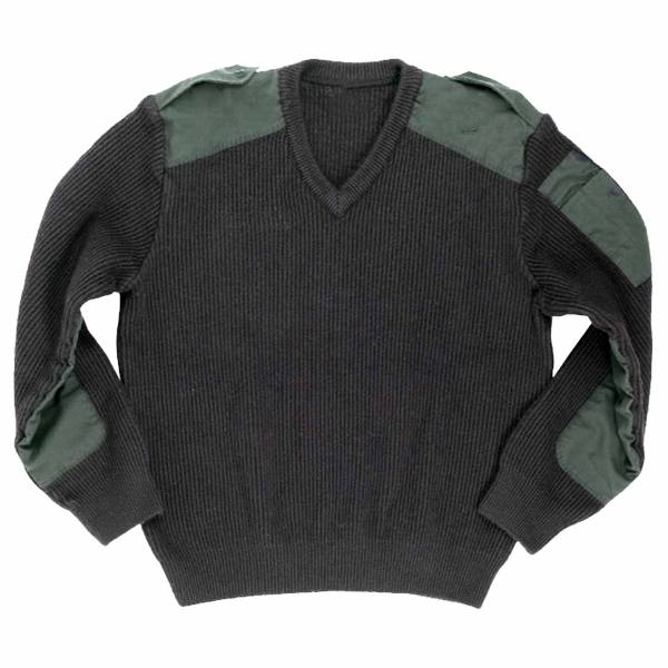 Französischer V-Pullover dunkelgrün gebraucht (Größe 104)